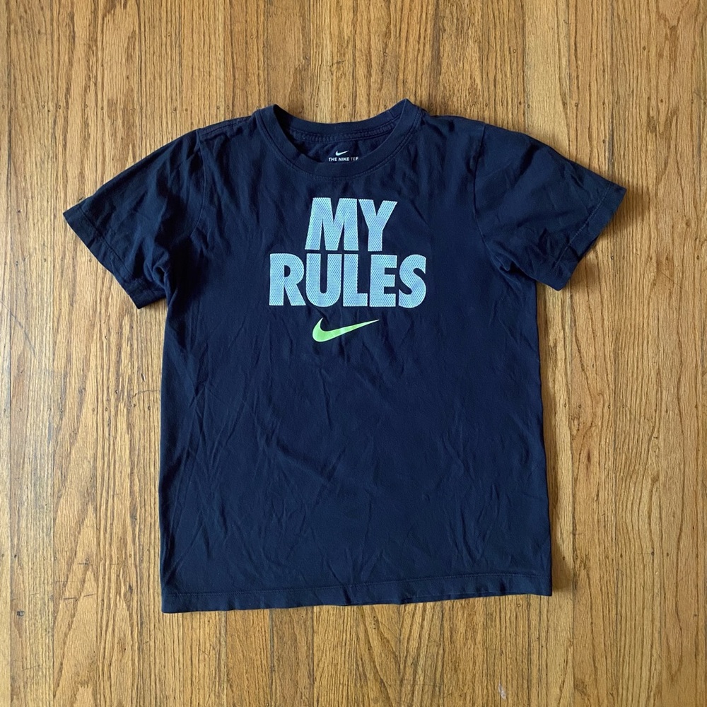 Nike Short Sleeve